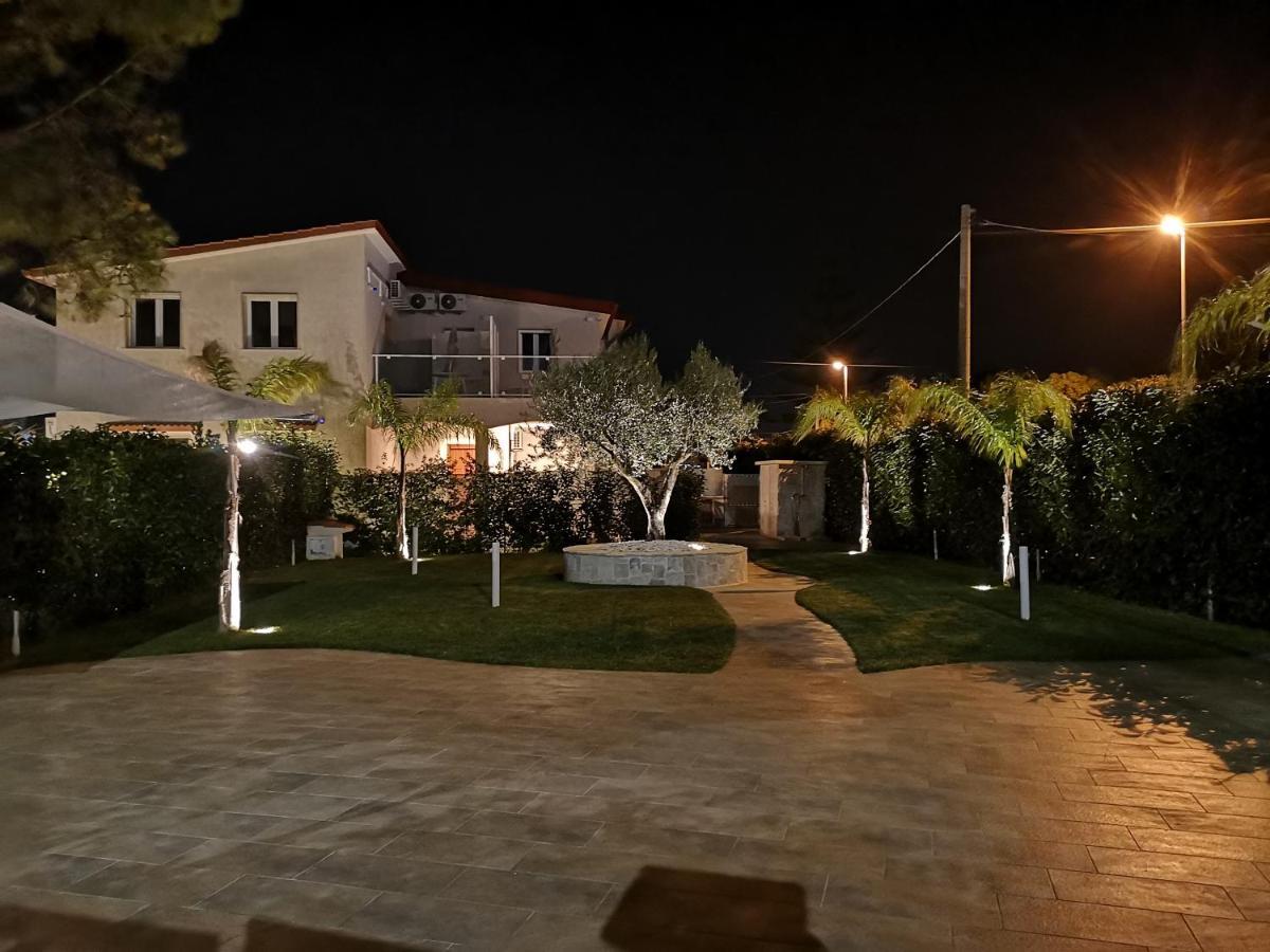 Casa Vacanze Granieri Leporano Exterior foto